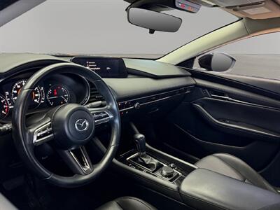 2019 Mazda Mazda3 Sedan Select - Photo 15 - Lennox, CA 90304