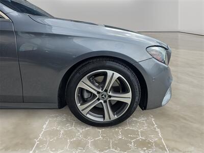 2018 Mercedes-Benz E 300   - Photo 14 - Lennox, CA 90304