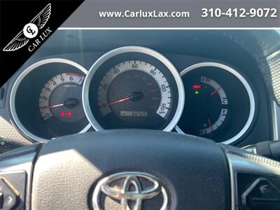 2014 Toyota Tacoma V6   - Photo 20 - Lennox, CA 90304