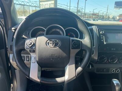 2014 Toyota Tacoma V6   - Photo 19 - Lennox, CA 90304