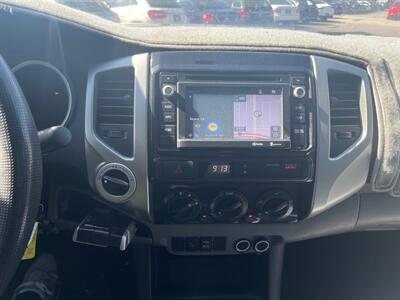 2014 Toyota Tacoma V6   - Photo 21 - Lennox, CA 90304