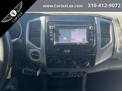 2014 Toyota Tacoma V6   - Photo 21 - Lennox, CA 90304