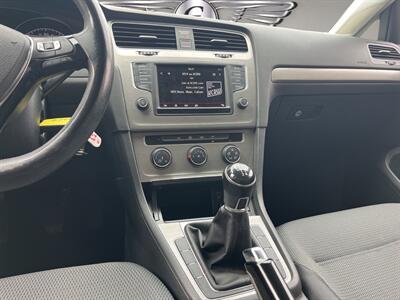2016 Volkswagen Golf TSI S 4-Door   - Photo 13 - Lennox, CA 90304