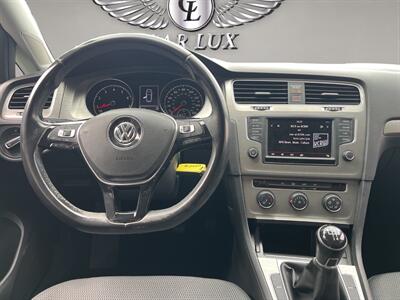 2016 Volkswagen Golf TSI S 4-Door   - Photo 12 - Lennox, CA 90304