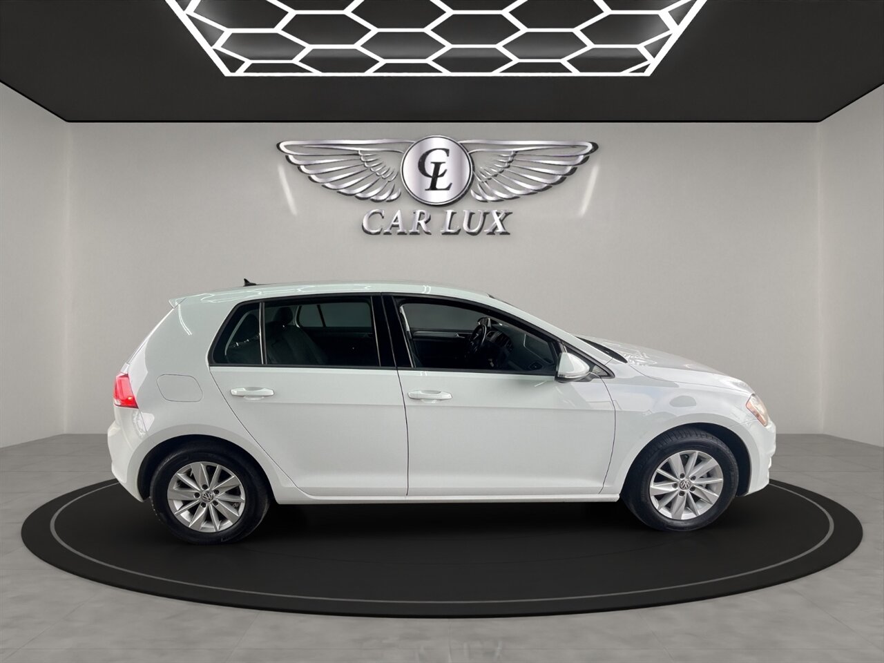 2016 Volkswagen Golf TSI S photo 4