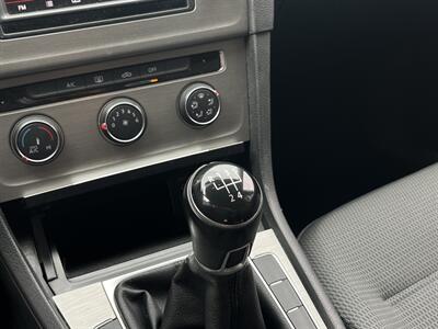 2016 Volkswagen Golf TSI S 4-Door   - Photo 19 - Lennox, CA 90304