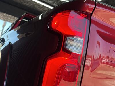 2020 Chevrolet Silverado 1500 LTZ   - Photo 29 - Lennox, CA 90304