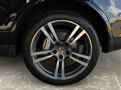 2013 Porsche Cayenne S - Photo 14 - Lennox, CA 90304