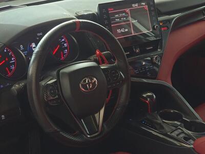 2022 Toyota Camry XSE V6   - Photo 11 - Lennox, CA 90304