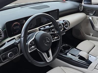 2020 Mercedes-Benz A 220 4MATIC®   - Photo 11 - Lennox, CA 90304