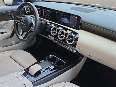 2020 Mercedes-Benz A 220 4MATIC®   - Photo 13 - Lennox, CA 90304