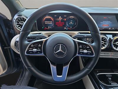 2020 Mercedes-Benz A 220 4MATIC®   - Photo 8 - Lennox, CA 90304