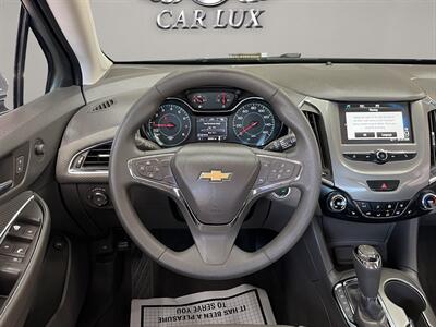 2018 Chevrolet Cruze LT   - Photo 10 - Lennox, CA 90304