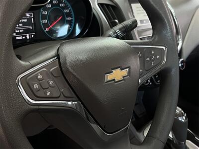 2018 Chevrolet Cruze LT - Photo 20 - Lennox, CA 90304