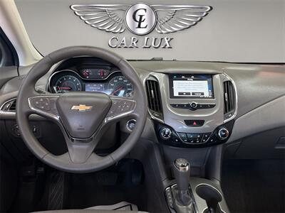 2018 Chevrolet Cruze LT - Photo 13 - Lennox, CA 90304