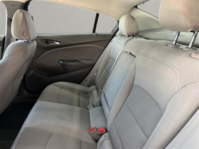 2018 Chevrolet Cruze LT - Photo 12 - Lennox, CA 90304