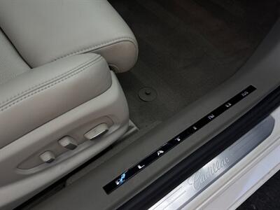 2013 Cadillac XTS Platinum   - Photo 24 - Lennox, CA 90304