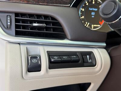 2013 Cadillac XTS Platinum   - Photo 18 - Lennox, CA 90304