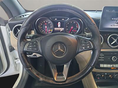 2019 Mercedes-Benz CLA CLA 250   - Photo 10 - Lennox, CA 90304
