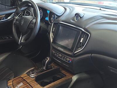 2017 Maserati Ghibli S Q4   - Photo 18 - Lennox, CA 90304