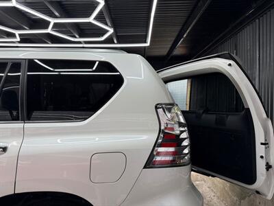 2018 Lexus GX 460   - Photo 26 - Lennox, CA 90304