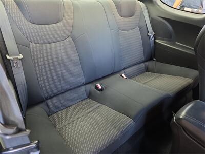 2013 Hyundai Genesis Coupe 2.0T - Photo 17 - Lennox, CA 90304