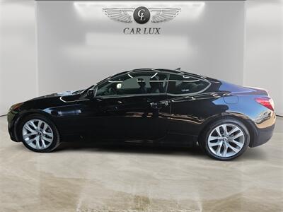 2013 Hyundai Genesis Coupe 2.0T - Photo 2 - Lennox, CA 90304