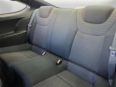 2013 Hyundai Genesis Coupe 2.0T - Photo 13 - Lennox, CA 90304
