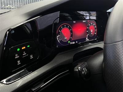 2024 Volkswagen Golf GTI Autobahn   - Photo 27 - Lennox, CA 90304