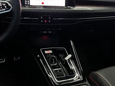 2024 Volkswagen Golf GTI Autobahn   - Photo 14 - Lennox, CA 90304