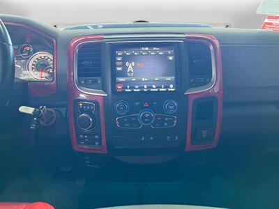 2019 RAM 1500 Classic Big Horn   - Photo 11 - Lennox, CA 90304