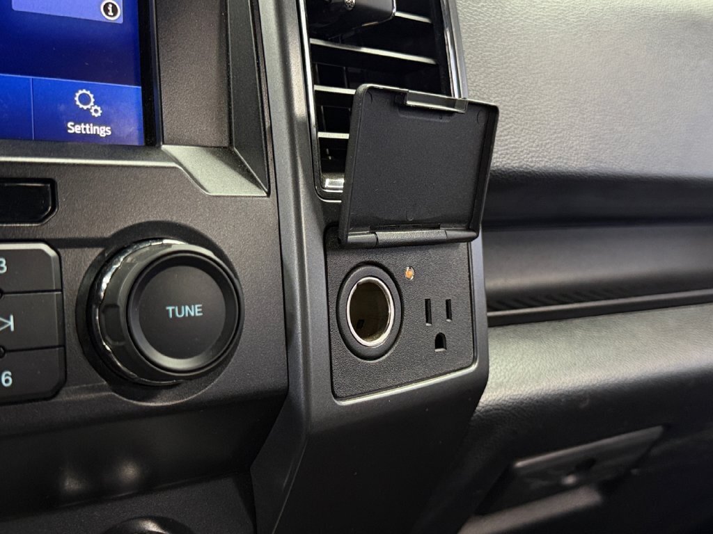 2019 Ford F-150 XLT - Photo 23 - Lennox, CA 90304