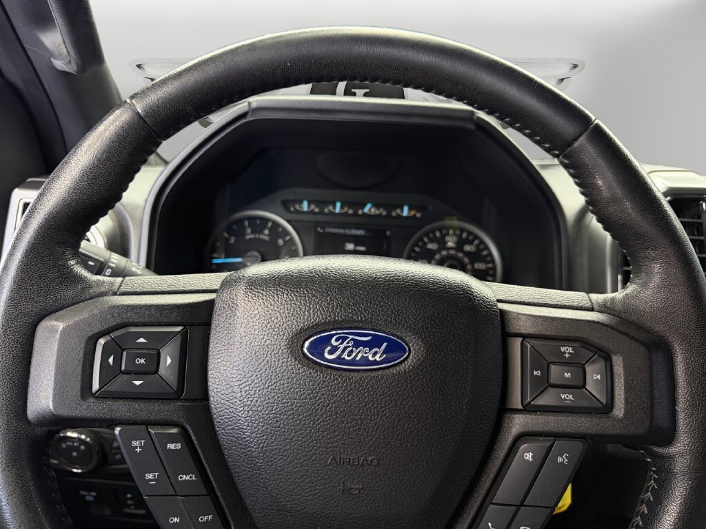 2019 Ford F-150 XLT - Photo 19 - Lennox, CA 90304