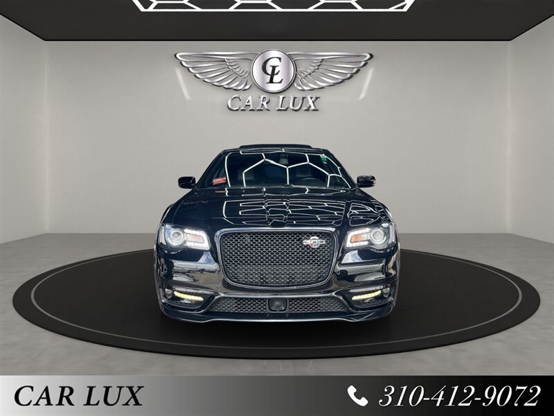 2023 Chrysler 300C  