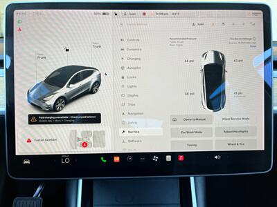 2021 Tesla Model Y Standard Range   - Photo 30 - Lennox, CA 90304