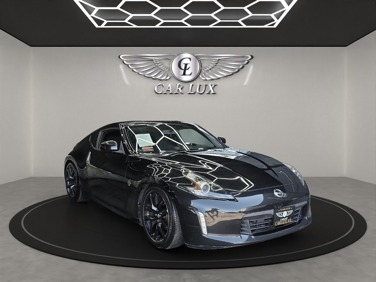 2018 Nissan 370Z - Photo 1 - Lennox, CA 90304