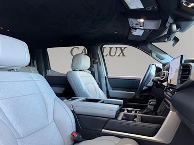 2025 Toyota Tundra Limited   - Photo 15 - Lennox, CA 90304