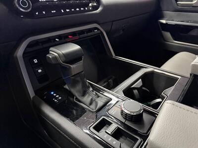 2025 Toyota Tundra Limited   - Photo 22 - Lennox, CA 90304