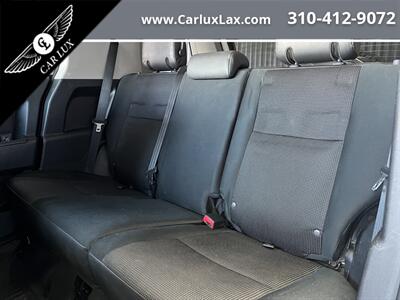 2014 Toyota FJ Cruiser   - Photo 13 - Lennox, CA 90304