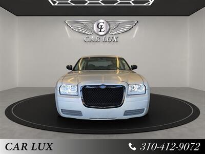 2006 Chrysler 300 Series   - Photo 2 - Lennox, CA 90304