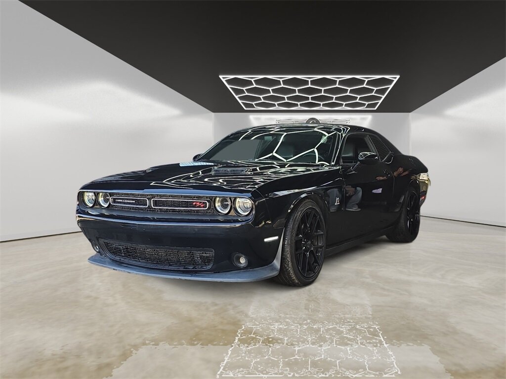 2017 Dodge Challenger R/T Scat Pack   - Photo 1 - Lennox, CA 90304