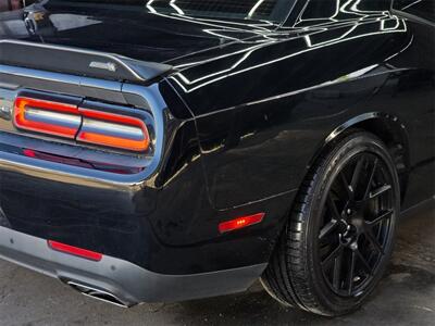 2017 Dodge Challenger R/T Scat Pack   - Photo 16 - Lennox, CA 90304