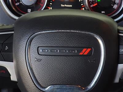 2017 Dodge Challenger R/T Scat Pack   - Photo 18 - Lennox, CA 90304