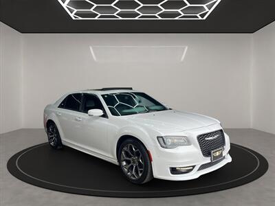 2018 Chrysler 300 Series S   - Photo 1 - Lennox, CA 90304