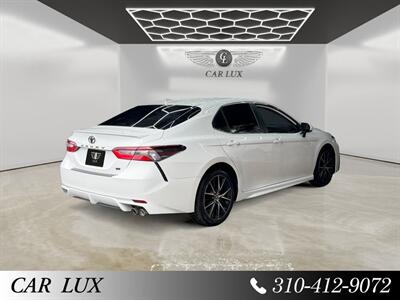 2021 Toyota Camry SE   - Photo 5 - Lennox, CA 90304