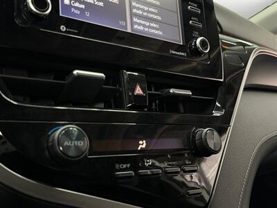 2021 Toyota Camry SE   - Photo 22 - Lennox, CA 90304