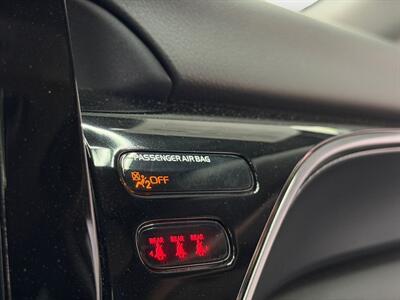 2021 Toyota Camry SE   - Photo 24 - Lennox, CA 90304