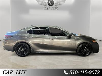 2022 Toyota Camry XSE V6   - Photo 6 - Lennox, CA 90304