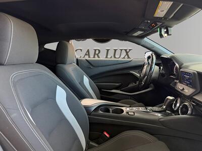 2023 Chevrolet Camaro 1LT - Photo 14 - Lennox, CA 90304