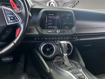 2019 Chevrolet Camaro 2SS   - Photo 13 - Lennox, CA 90304